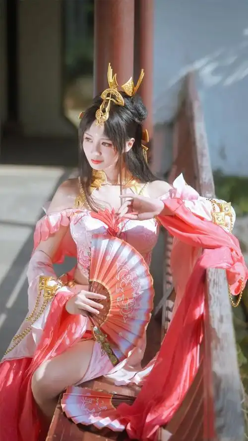 来自国内的四位漂亮妹子cos的古风游戏《剑侠情缘3》系列角色!