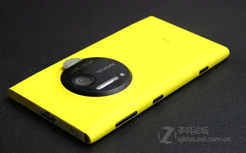 骚黄诺基亚lumia 1020到货开箱晒机