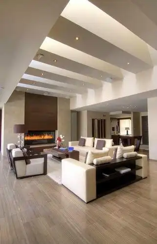 客厅吊顶效果图 在四居室装修案例中新房有几根突兀的横梁基本上是