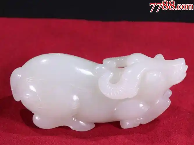 牛玉雕件