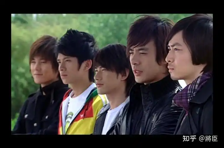 铠甲勇士第一部五个人实力怎么排