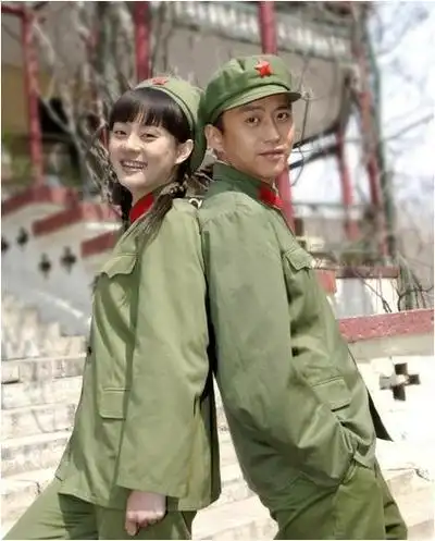 7位军旅剧女神人生:有人婚姻美满幸福;有人未婚魅力无人能挡!