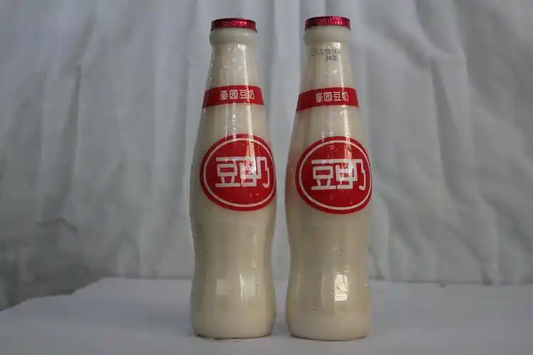 豪园瓶装早餐豆奶饮料批发厂家营养早餐豆奶植物蛋白食品饮料招