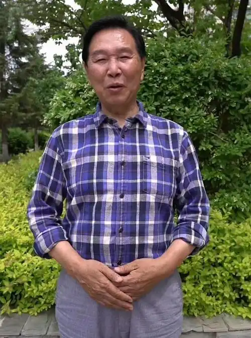 韩子平:被东北人盛赞的"二人转皇帝",赵本山的前辈,清贫一生