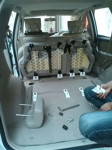 【图】后排座椅翻转后移改装……求精!_瑞虎3论坛_汽车之家论坛