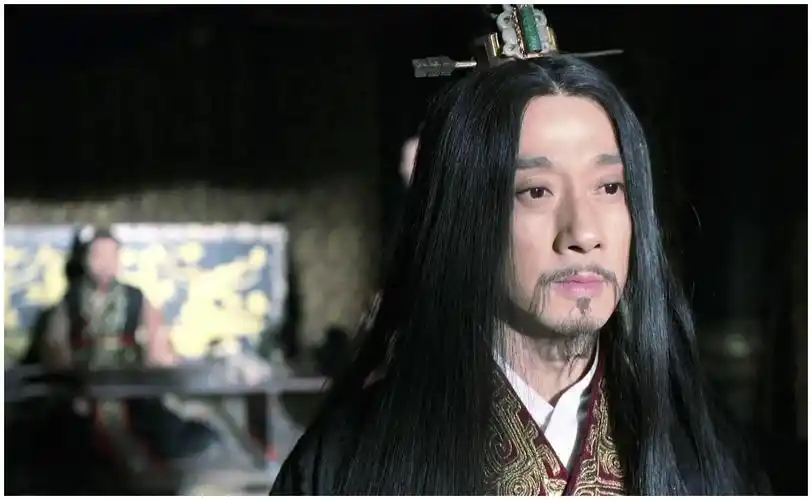 溜须拍马不可取那该怎么做鬼谷子教你正确的打开方式