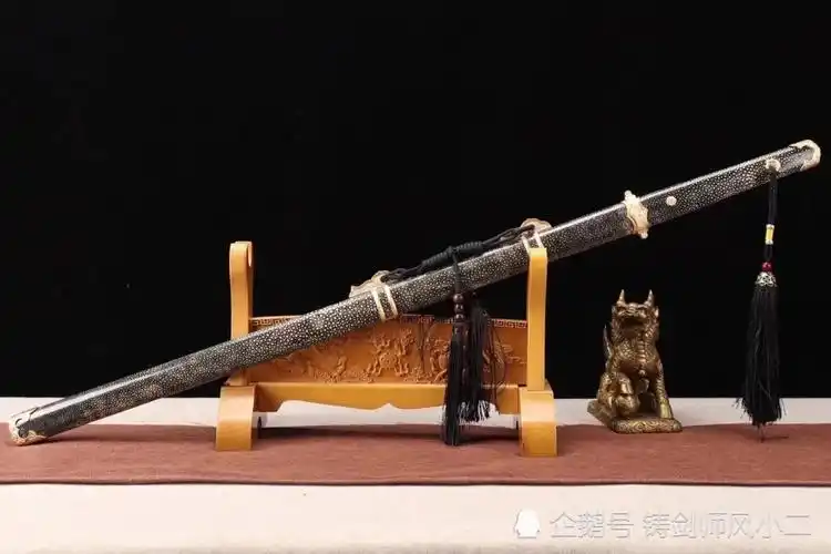 26寸长款百炼钢覆土烧刃系列鱼皮铜装宽刃唐刀