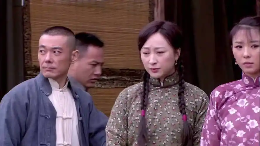 侬忖人2022-03-19现在的电视剧越来越假艹_艹2022-03-05这是抢?