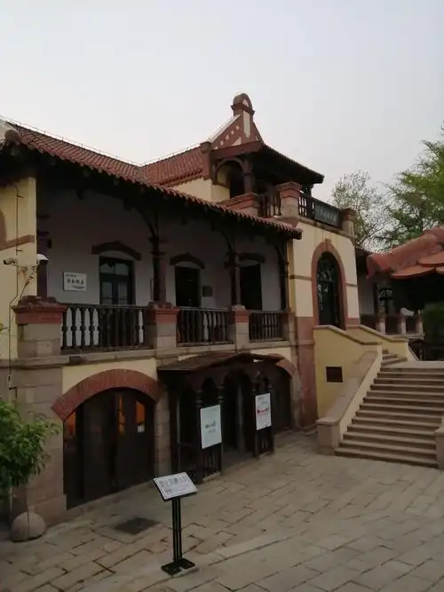 青岛文化名人街区 - 美篇