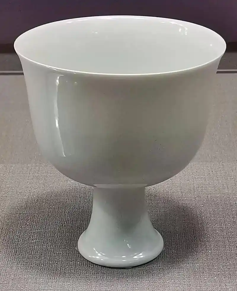 台北故宫明永乐甜白釉瓷器,真养眼啊! - 抖音