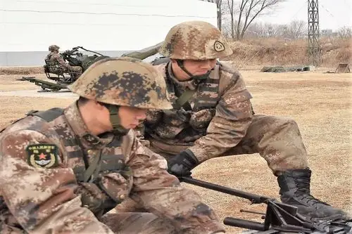 第80集团军铁拳劲旅新战位我们都是追梦人盘他