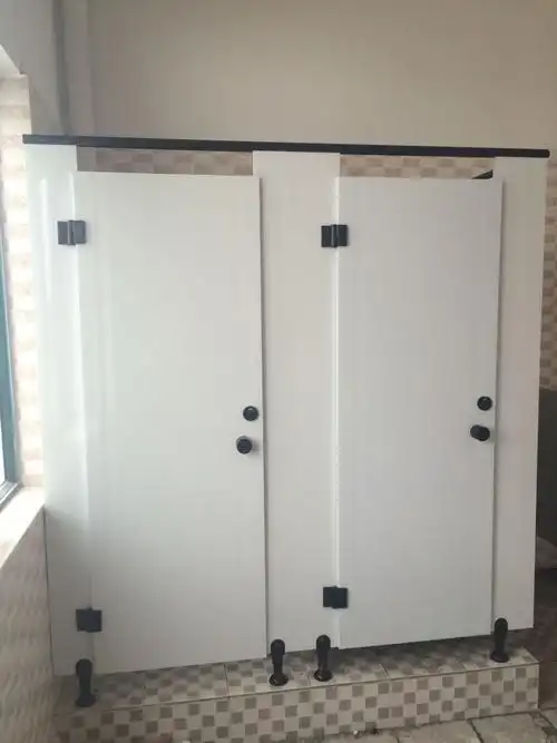 合肥pvc板公共卫生间隔断 淋浴房隔断