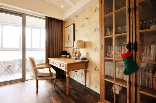 混搭三居别墅小资书房