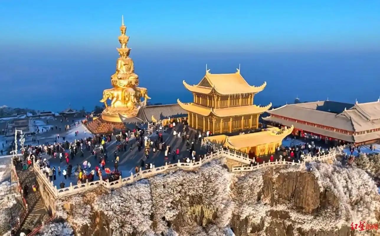 景区大年初一接待游客超5万人次|峨眉山_新浪新闻