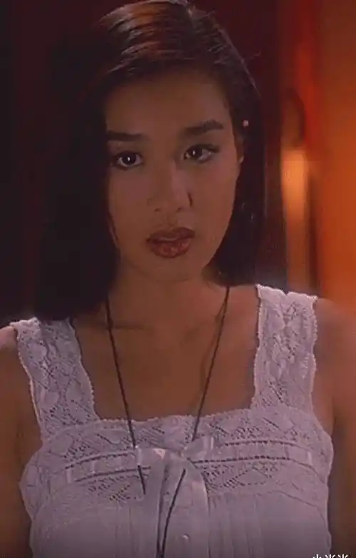 看完钟丽缇年轻的时候,网友:这才是纯欲系的"姑奶奶"!_感觉_身材_影响