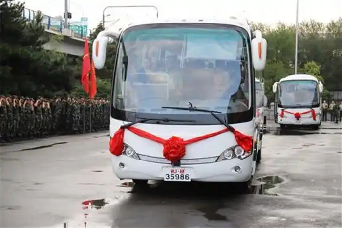 武警吉林省总队机动支队送别退伍老兵