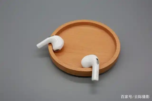 认可,在国产耳机品牌中qcy出品的系列半入耳式耳机具有性价比的同时