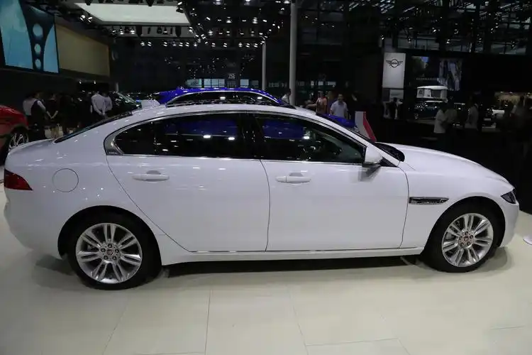 陈伟霆代言,捷豹xel 越级豪华运动轿车,车展实拍!