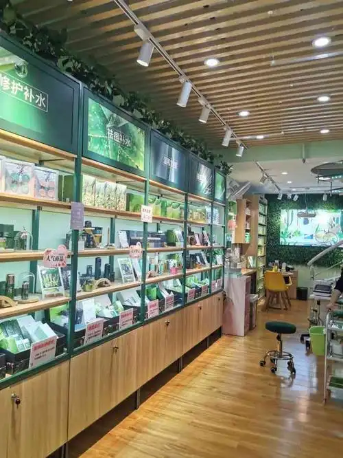 荟宝(杨浦大润发店)-"店铺位于大润发2楼,之前一直路过也没注意.