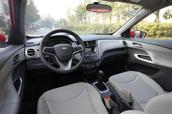 赛欧3 amt自动挡车型上市,售6.89-7.99万元