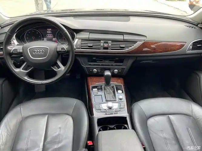 17年上牌奥迪a6l ,奥迪c7pa中期改款!2.5 v6f