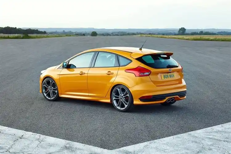 福特福克斯(进口) 福克斯(进口) 15款st 外观图