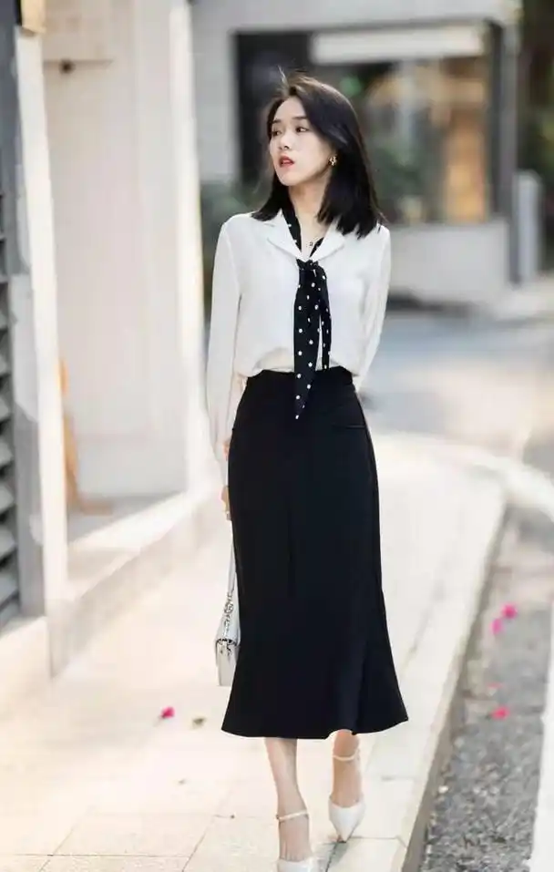 这位博主教你知性气质范穿搭,美极了
