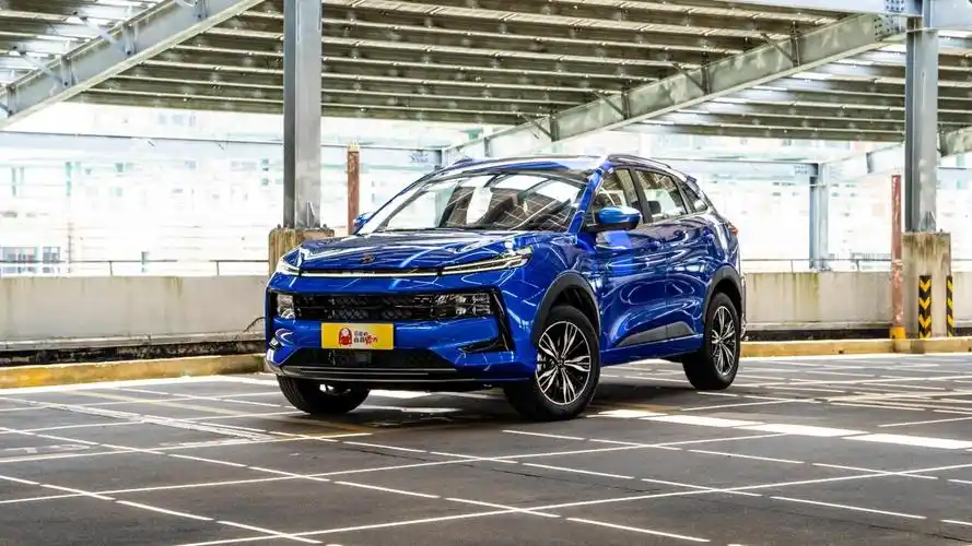 紧跟时代潮流,更懂年轻一代,试驾思皓qx