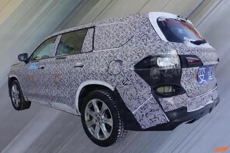 新款荣威rx8谍照曝光外观细节调整内饰质感提升