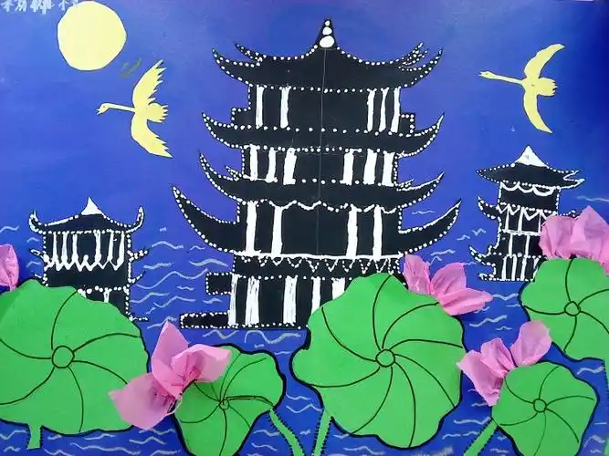 线描综合班手工剪贴画《夜色下的城堡》和《黄鹤楼》