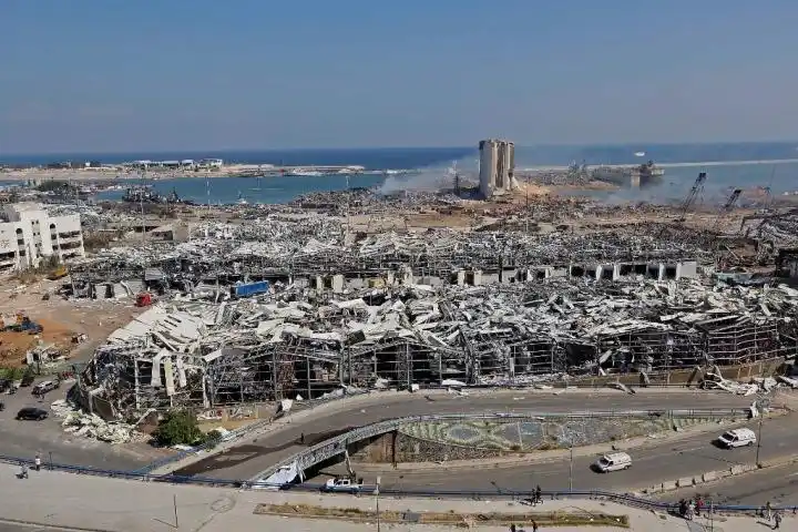 黎巴嫩举行议会选举