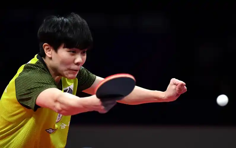 乒乓球——国际乒联总决赛:王曼昱晋级四强