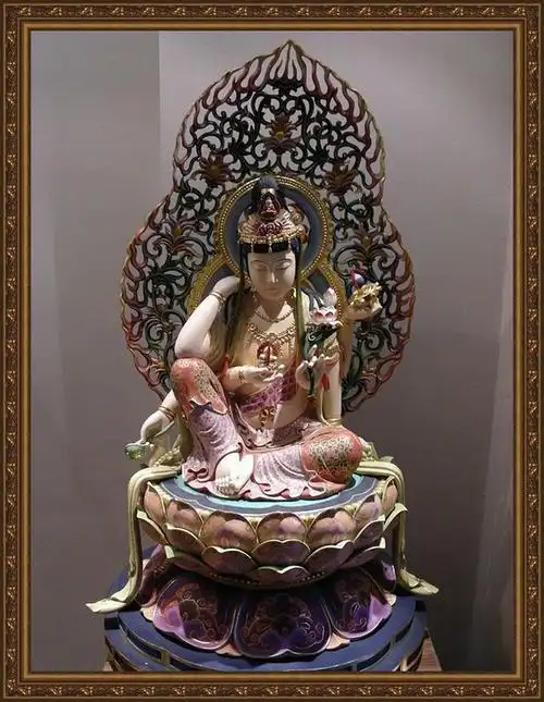 念百声阿弥陀佛,尽善尽美,念千声阿弥陀佛,皆大欢喜,念九声阿弥陀佛