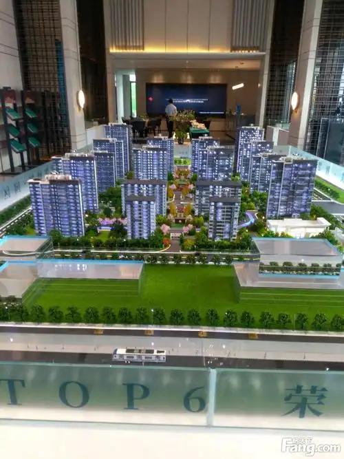 荣盛山湖樾好不好置业顾问从项目现场发回新鲜组图