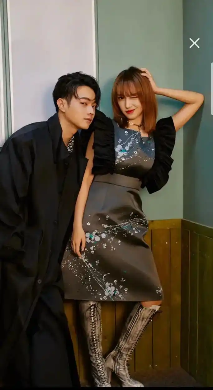 宝藏女孩程潇#宝藏男孩许凯 #霸气双人合照 #甜美双人合照 - 抖音