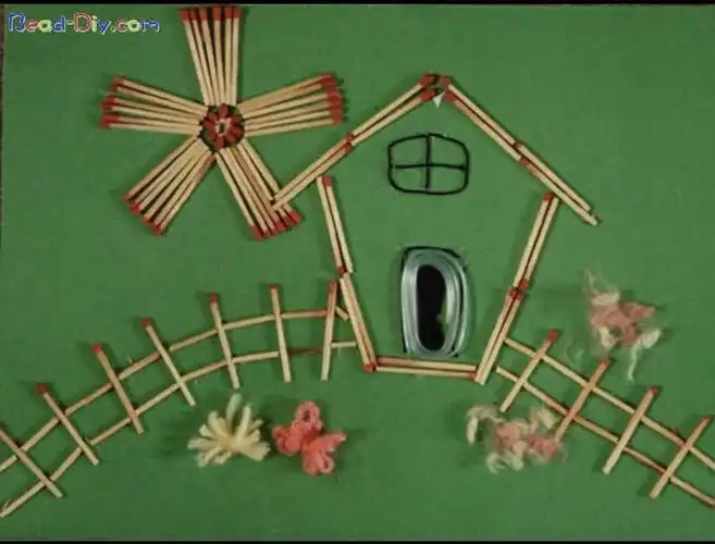 "停课不停学"5月22日(周五)大班艺术制作—《火柴拼图》