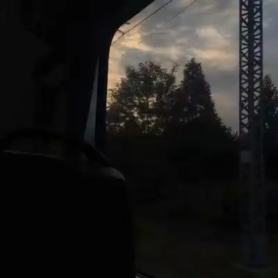 丧抑郁背景图片头像暗色系很丧系列风景图高清