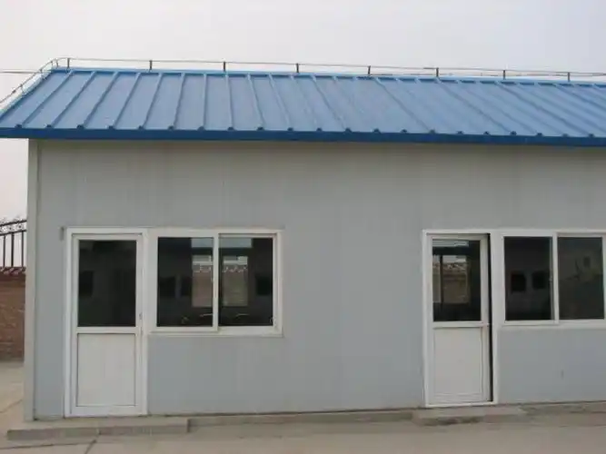 城市农村都在强制拆除彩钢瓦房,这种新型建筑材料存在哪些弊端?