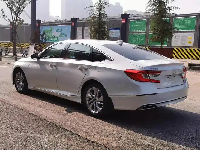 19年260精英型本田雅阁