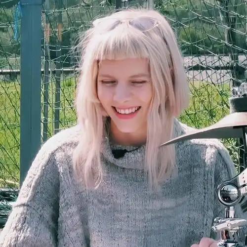 每日aurora(小曦)照片推荐,拿图求赞