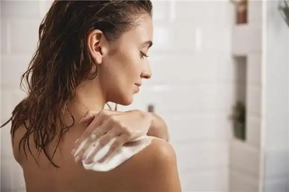 王珊青医美:沐浴乳,深层清洁身体肌肤