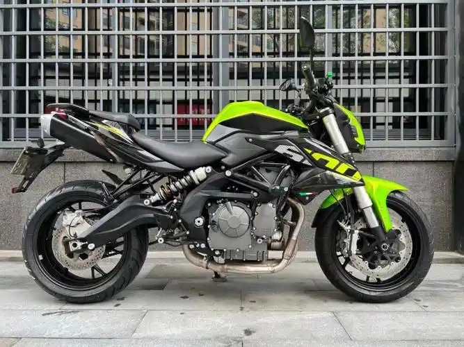 20年贝纳利黄龙600