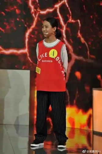 中国街舞冠军少女席嘉琪即将登上快乐大本营的舞台