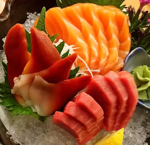 三文鱼 鲔鱼 北极贝 刺身拼盘