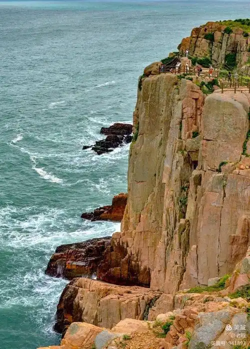 东崖绝壁—东海岸最险峻的悬崖.作者—程殿卿.2019.7.