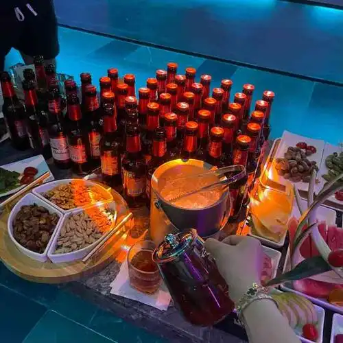 星聚会ktv(无锡万象城店)-"正在ktv好像是新开的,对比现在市面上很.