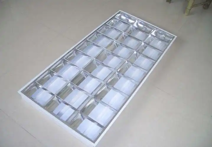 优质镜面铝合金板 1060 , 3003 , 5052 , 6061 , 7075 的建筑