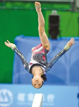 大运赛场图集:力与美的精彩瞬间