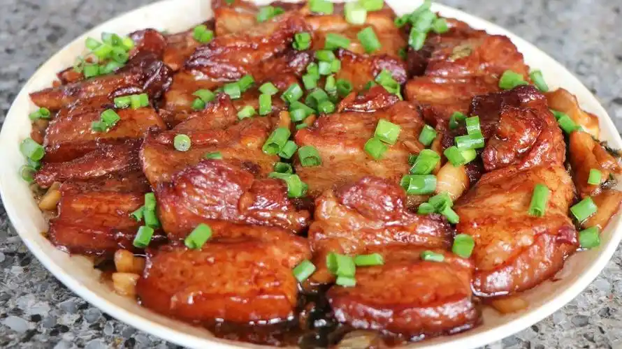 梅干菜蒸五花肉的做法软嫩入味肥而不腻一斤猪肉不够吃