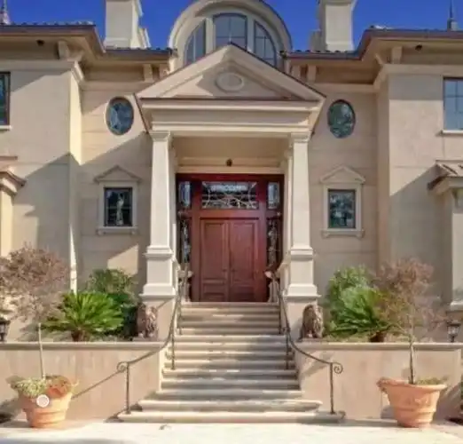 欧式风格别墅门头设计,多款实景门头案例及效果图参考 - 风格造型门头